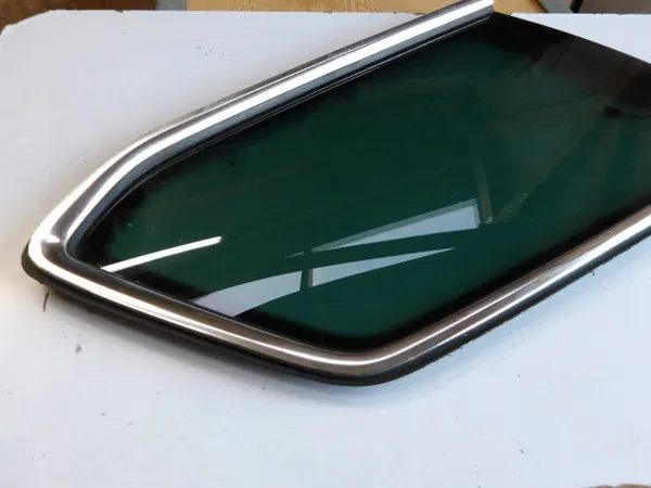 OEM WIT7090 Vasen taka sivulasi VW Passat B8 Farmari image 8