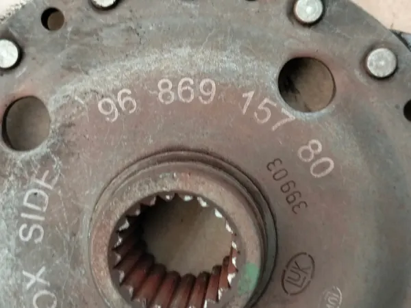 CITROEN DS5 2.0 HDI Kaksoismassaväkä image 5