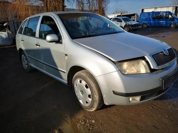 Collecteur d'échappement OEM 2120206 Skoda Fabia 2001 image 4