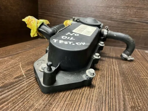 Couvercle de soupape Iveco Daily 3ème gén OEM 504062564 image 4