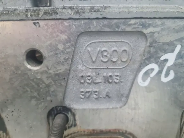 Culasse Moteur OEM 03L103373A pour Skoda Superb image 4