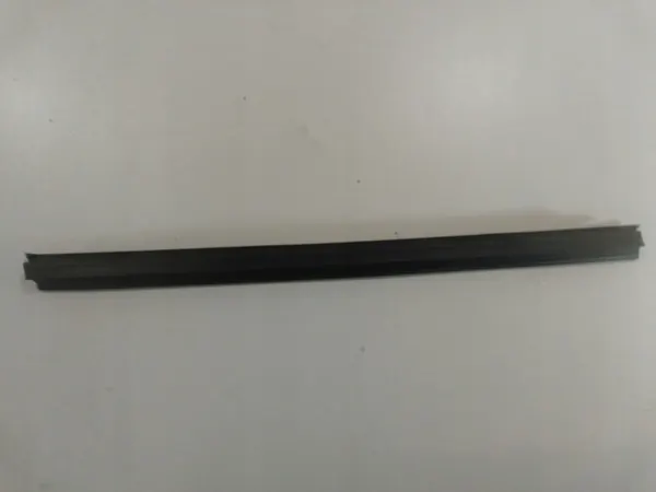 Takaikkunan tiiviste OEM 51347060254 BMW 3 E90/E91 image 5