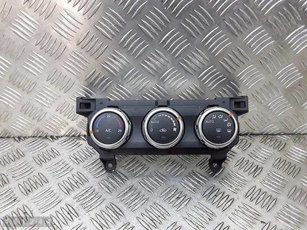 Module de contrôle AC Mazda CX-3 OEM 8LDB8L - Occasion image 2