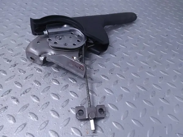 Suzuki Swift III Käsijarruvipu OEM 5410052R00C48 image 5