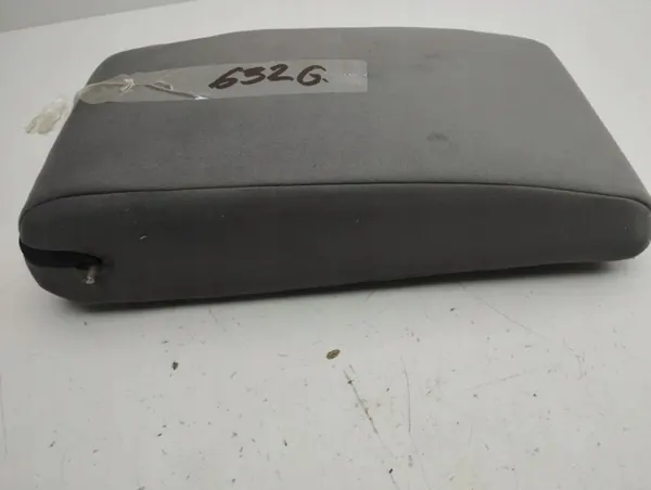 Accoudoir arrière Toyota Prius OEM AMD131491 Occasion image 3