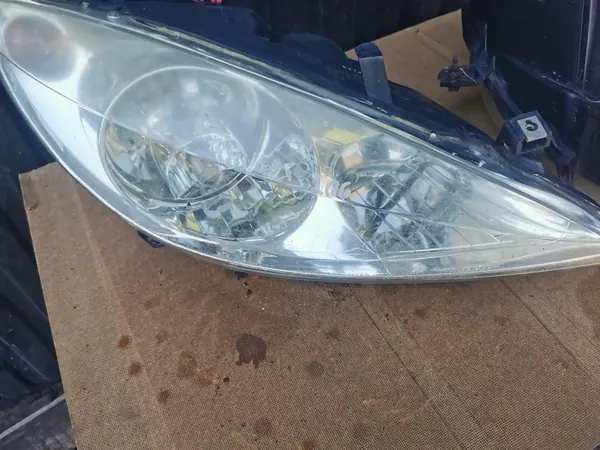 PEUGEOT 307 Refletor Direito 550-1128R image 3