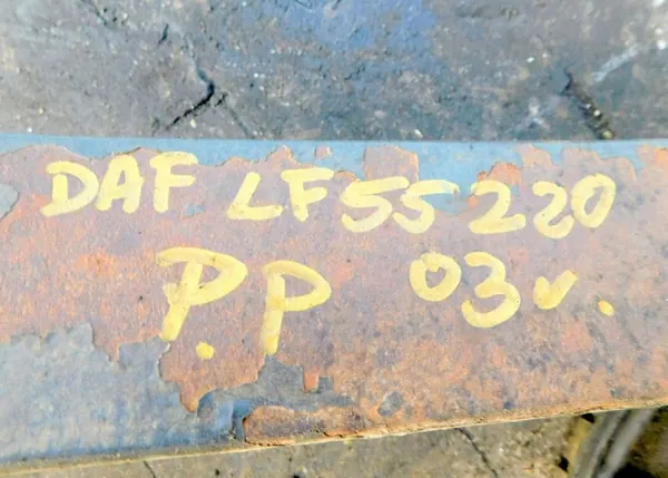 DAF LF 55.220 2003 Rechte Vorderblattfeder OEM 11 image 8
