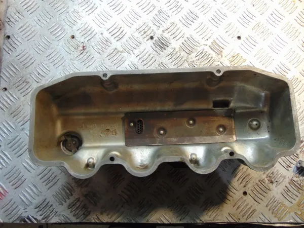 Venttiilikansi FSO AK132 Polonez ATU 1.6 8V image 3