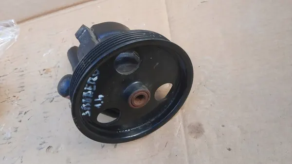 Bomba de direção assistida Dacia Sandero 1.4 8200888500 image 3