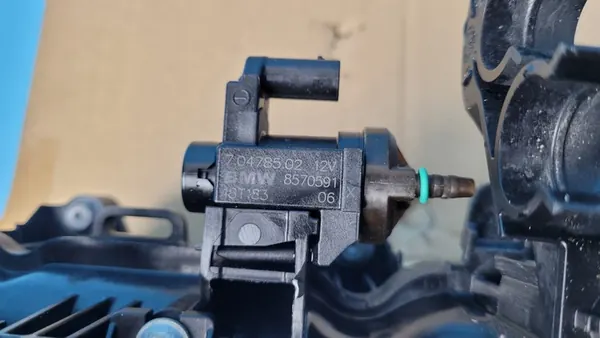 Coletor de admissão BMW 5' G31 518d TOURING 8579245 image 10