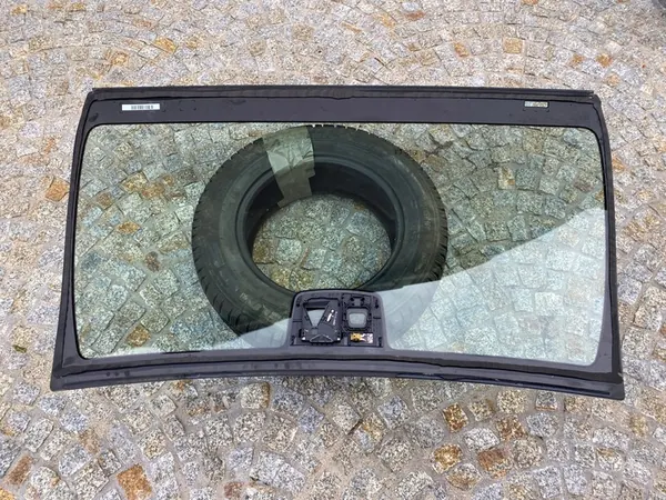 Parabrezza anteriore MERCEDES Classe C 2056709000 OEM image 10