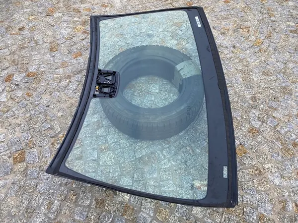 Parabrezza anteriore MERCEDES Classe C 2056709000 OEM image 9