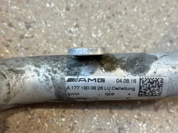 Oljerör OEM A1771800826 för Mercedes C63 S AMG image 10