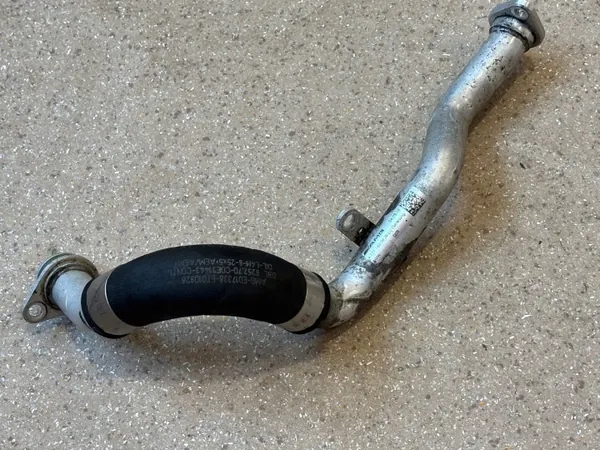 Oljerör OEM A1771800826 för Mercedes C63 S AMG image 5