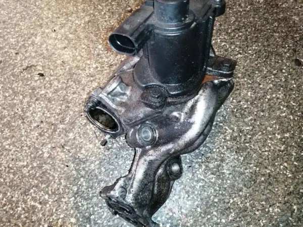 Soupape EGR Renault OEM 70036806 pour Megane 1.5 dCi image 4