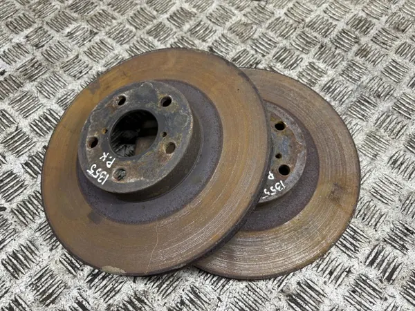 Toyota GT86 Vorderer Bremsscheibe OEM AMD223114 image 2