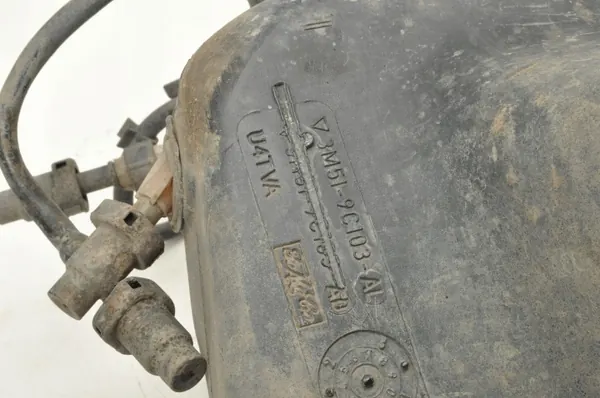 Volvo DPF-nesteensäiliö OEM 3M51-9C103-AL Käytetty image 3