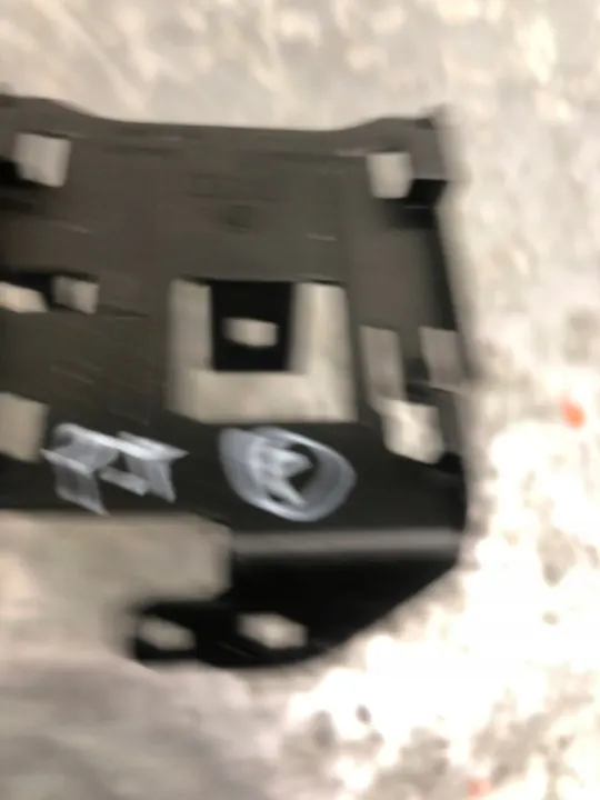 Kiinnike OEM 4K8907462 Tutka Oikea Taka Audi A7 image 5