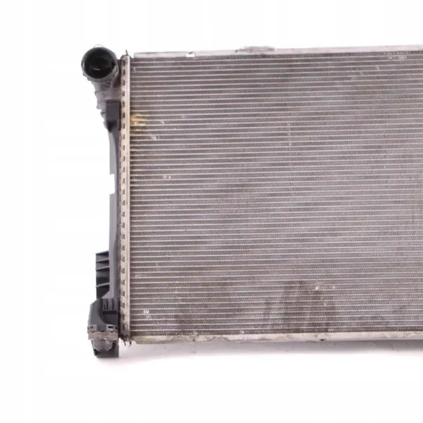 Radiador Motor Mercedes OEM A0995002703 - Usado image 3