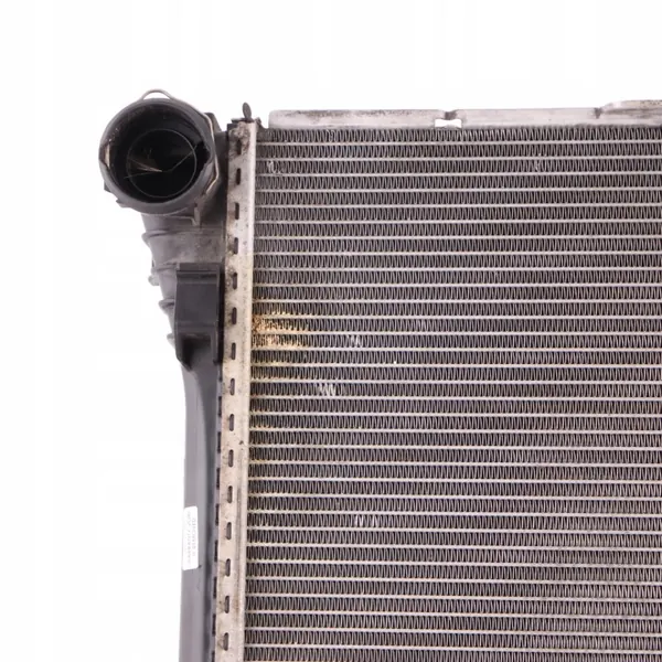 Radiador Motor Mercedes OEM A0995002703 - Usado image 5