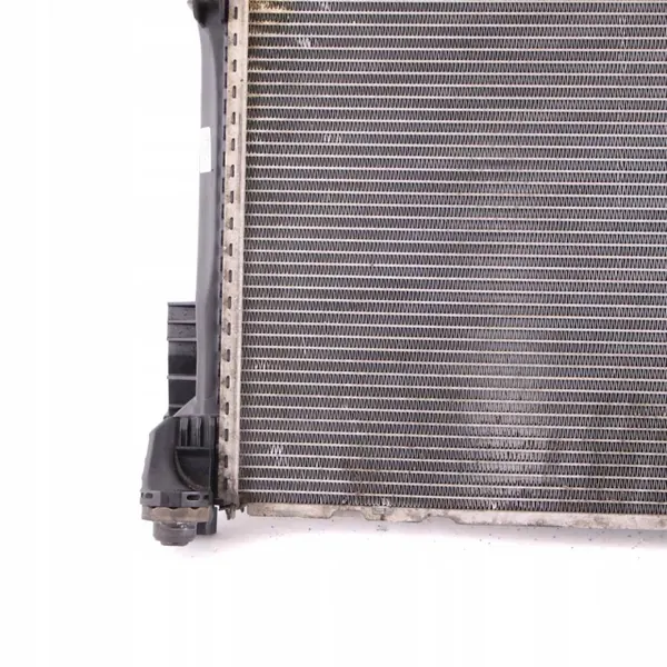 Radiador Motor Mercedes OEM A0995002703 - Usado image 6