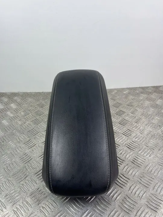 Jeep Cherokee konsoli käsinoja OEM FOB24442 image 5
