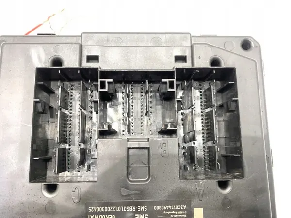 Module Confort OEM 2Q0937090D pour Skoda Scala image 4