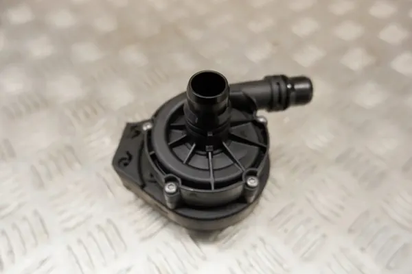 Pompe de circulation d'eau OEM 9827567880 pour Peugeot 2008 II image 4