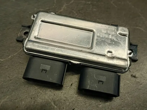 Module contrôleur pompe à carburant A0009007413 Mercedes image 5