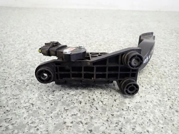 Pédale d'accélérateur OEM 35190-4A501 pour Hyundai i20 1.4 image 5