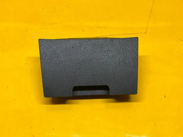 Cendrier Opel Zafira B OEM 13197573 2006-2014 image 2