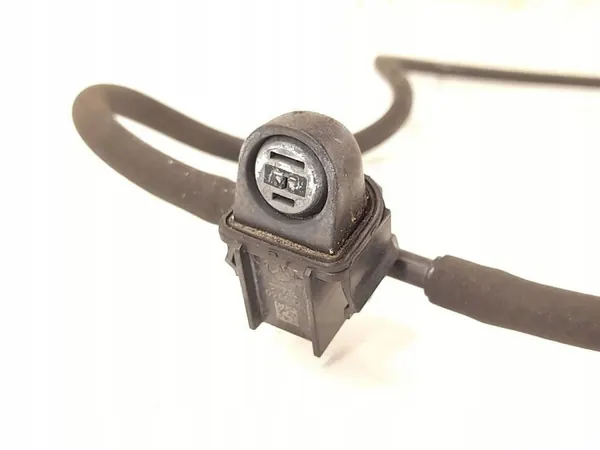Mercedes W204 C-klass spolarör OEM A2048601692 image 4