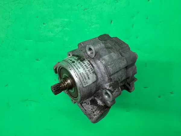 Bomba de dirección Audi A6 C6 4.2 MPI V8 04-11 4F0145155B image 2