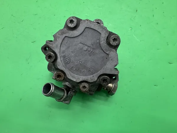 Bomba de dirección Audi A6 C6 4.2 MPI V8 04-11 4F0145155B image 5