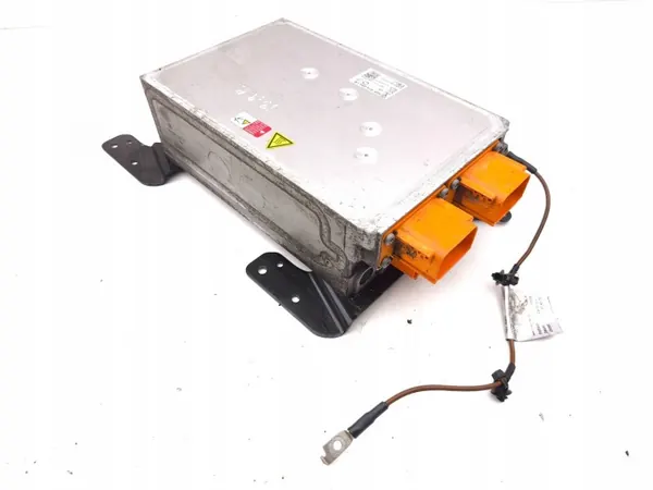 Inversor Porsche Taycan OEM 5QE915684CB - Usado image 2
