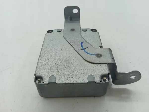 Unité de contrôle ABS Mazda Xedos 6 OEM M05067650A image 2
