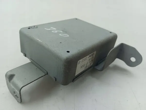Unité de contrôle ABS Mazda Xedos 6 OEM M05067650A image 4