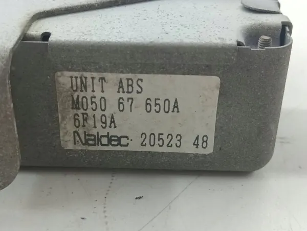 Unité de contrôle ABS Mazda Xedos 6 OEM M05067650A image 6