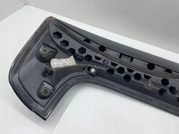 Spoiler de maletero Ford Focus III OEM BM51A44210BW image 7