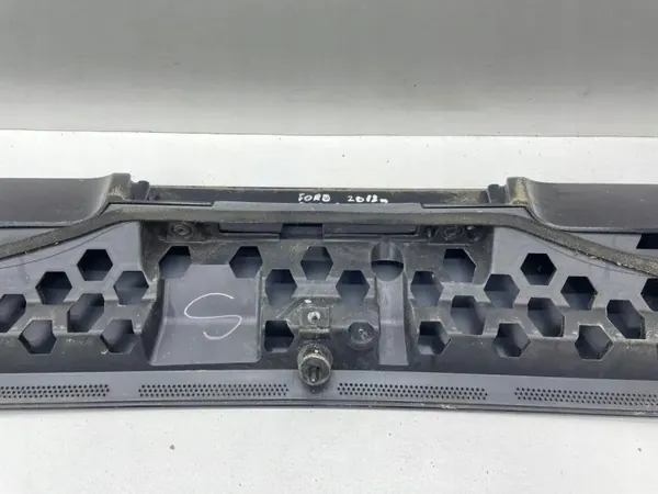 Spoiler de maletero Ford Focus III OEM BM51A44210BW image 8