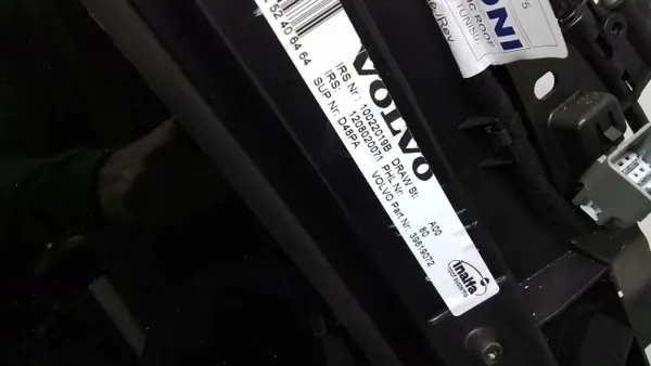 Toit ouvrant OEM 39819072 pour Volvo XC60 3.2L 2010 image 6