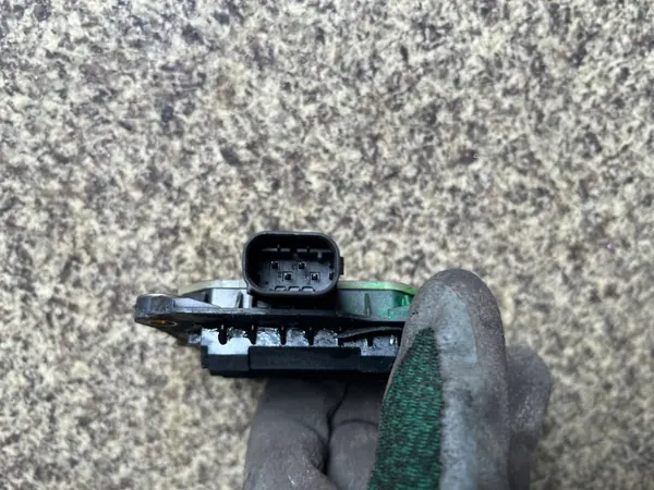Sensor caixa OEM 0065421918 para Mercedes W204 image 4