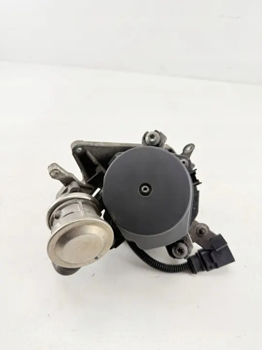 Pompe à air secondaire Porsche Cayman 987 OEM 99760510400 image 2