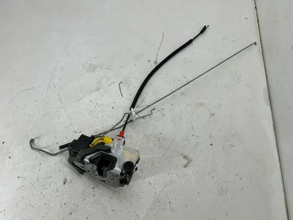 Hintertürschloss linke Seite Buick Encore I 13579545 image 3