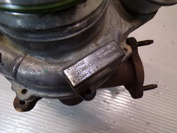 Turbo OEM 31380130 pour Volvo 2.0D image 4