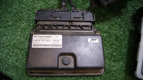 Moottorin ECU OEM 06K907425B Seat Leon Cupra CJX image 6