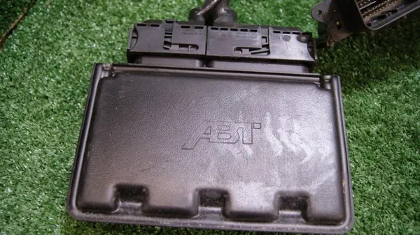 Moottorin ECU OEM 06K907425B Seat Leon Cupra CJX image 8