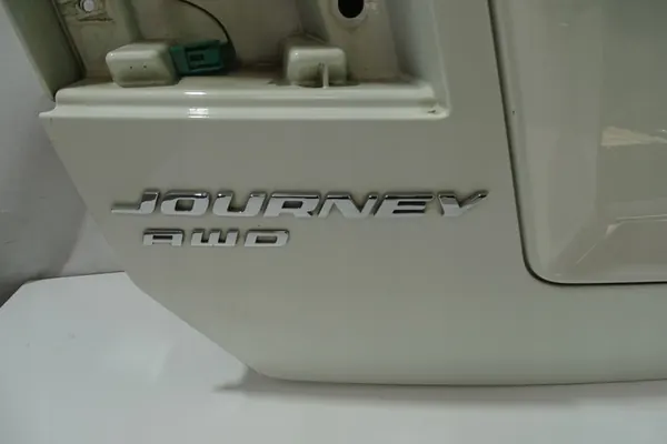 Dodge Journey Takaluukku 2011 image 5