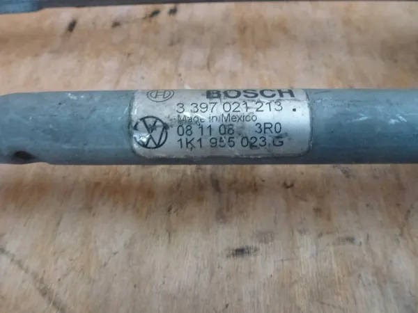 Pyyhkijämekanismi VW Golf V Edessä OEM image 2