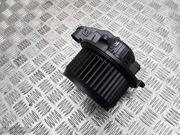 Moteur de soufflante chauffage FORD AE83AB - Pièce OEM image 7